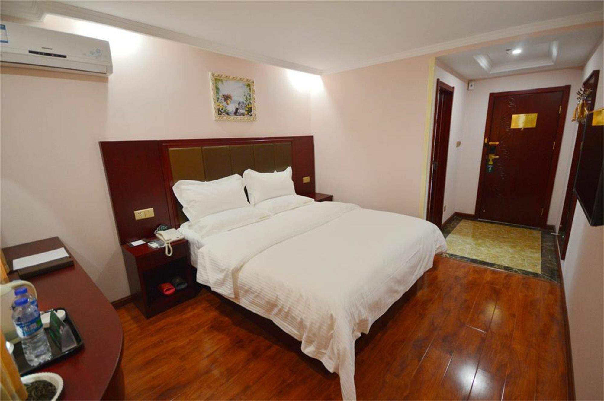 Greentree Alliance Shanghai Chongming Bayi Road Walking Street Hotel Xangai Exterior foto
